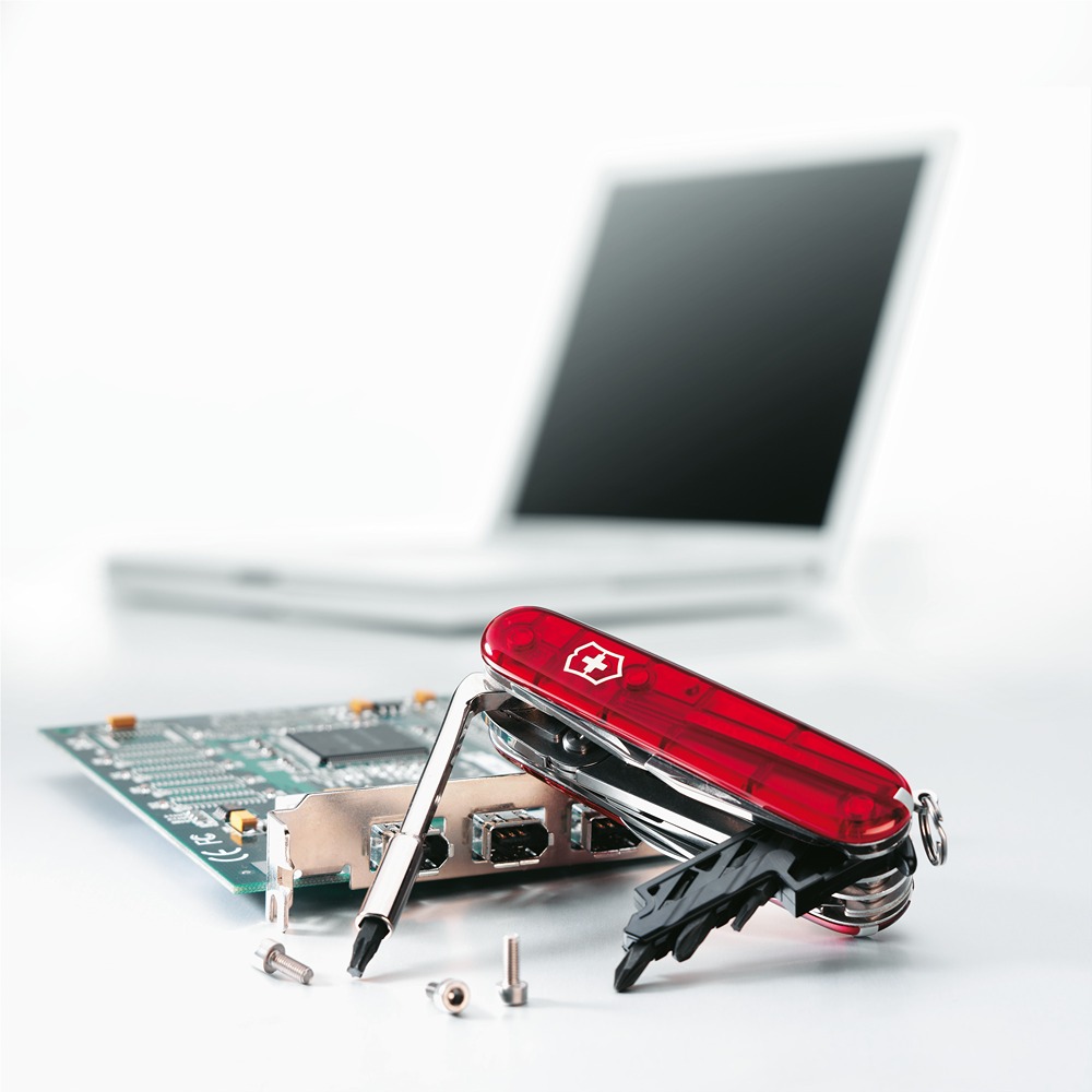 victorinox-noz-cyber-tool-crveni-3