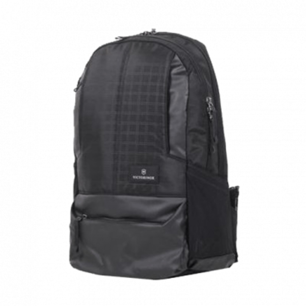 victorinox-ranac-altmont-crni-1