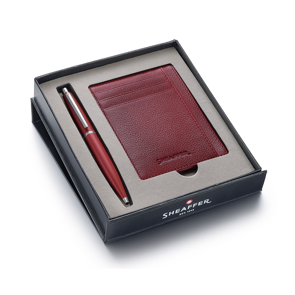 sheaffer-gift-set-vfm-hemijska-olovka-crvena-i-novčanik-za-kartice-1